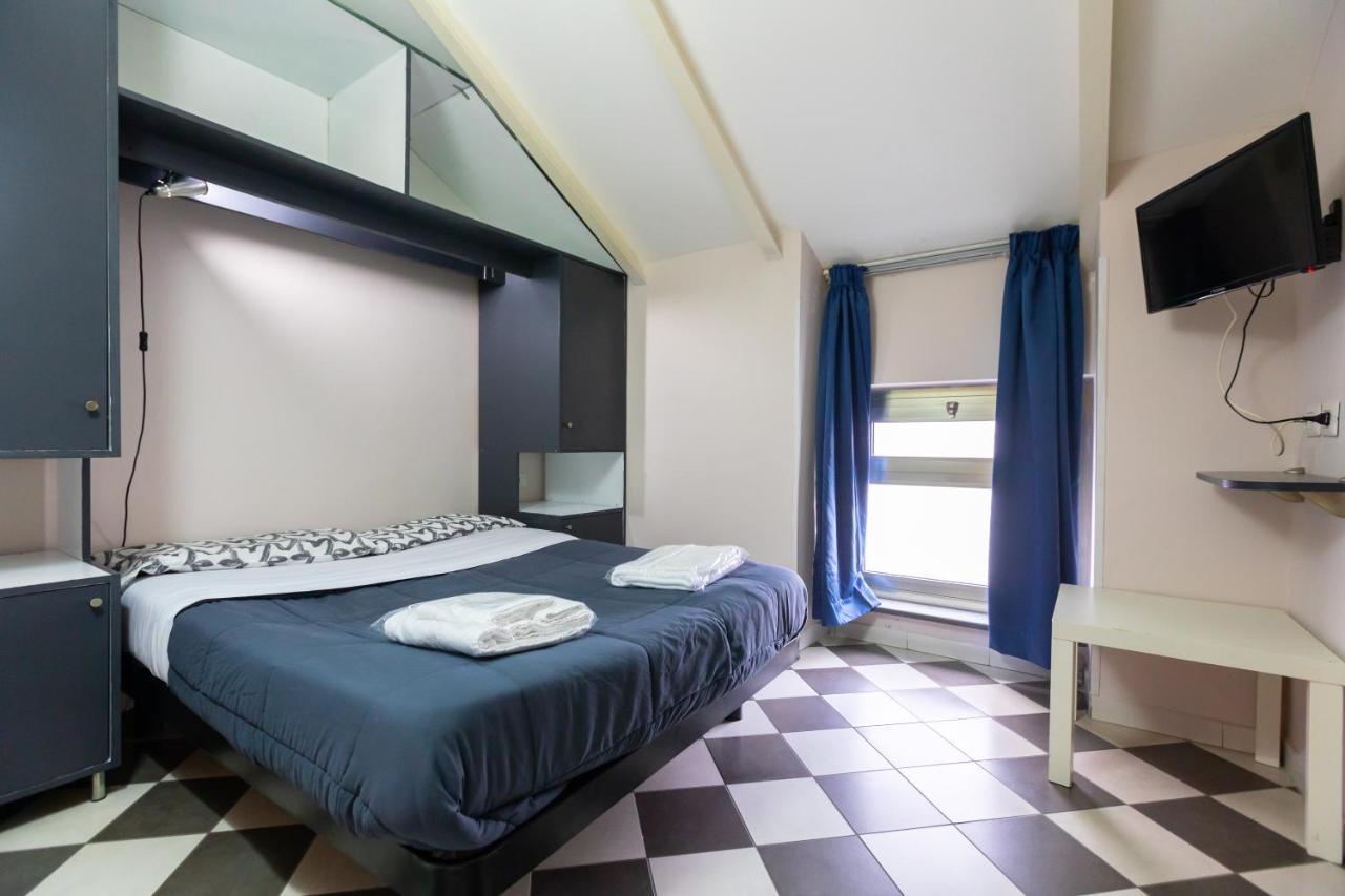 Fabric Hostel Портичи Экстерьер фото